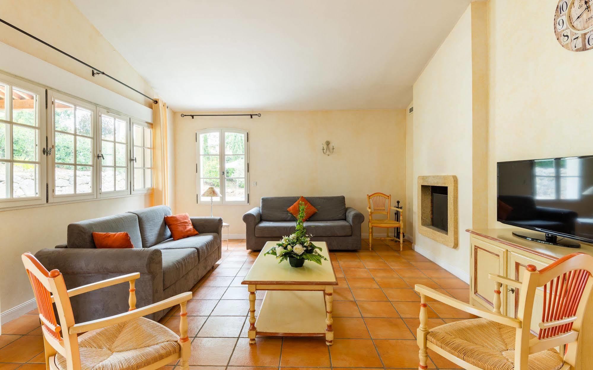 Lagrange Vacances Domaine De Fayence Luaran gambar